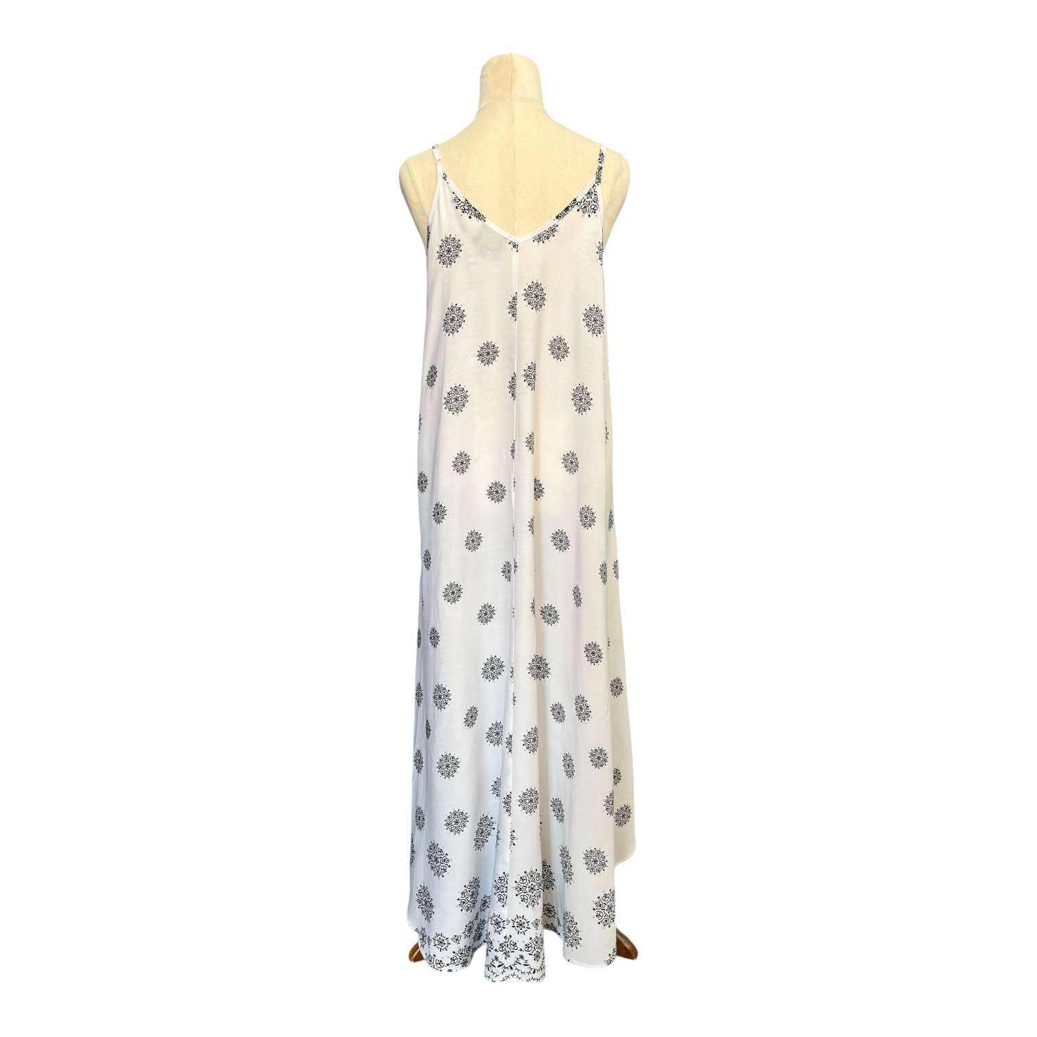 BOBBY & OLIVE Shoestring Maxi Dress-BLACK floral print - Image 8