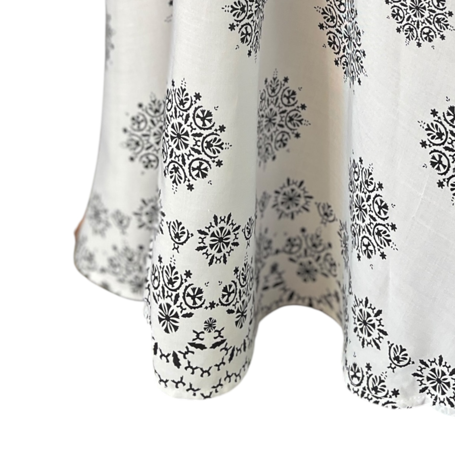 BOBBY & OLIVE Shoestring Maxi Dress-BLACK floral print - Image 4