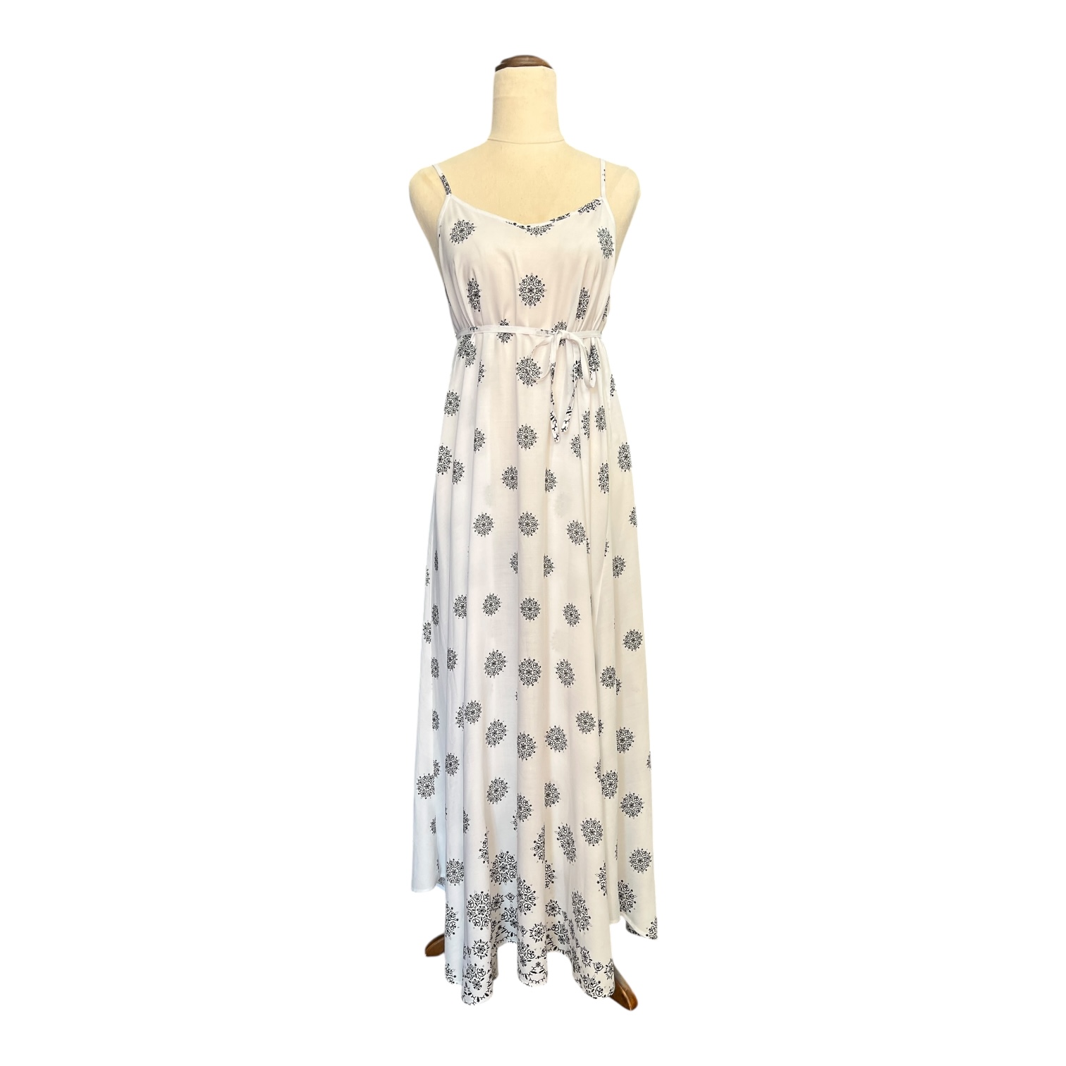 BOBBY & OLIVE Shoestring Maxi Dress-BLACK floral print - Image 6